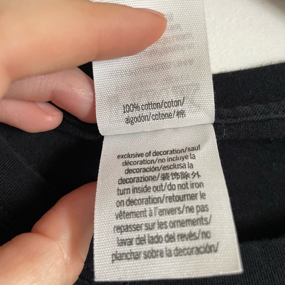 PINK Victorias Secret Long Sleeve Crop Top With Skeleton Print. Pre-Owned. - Picture 5 of 5